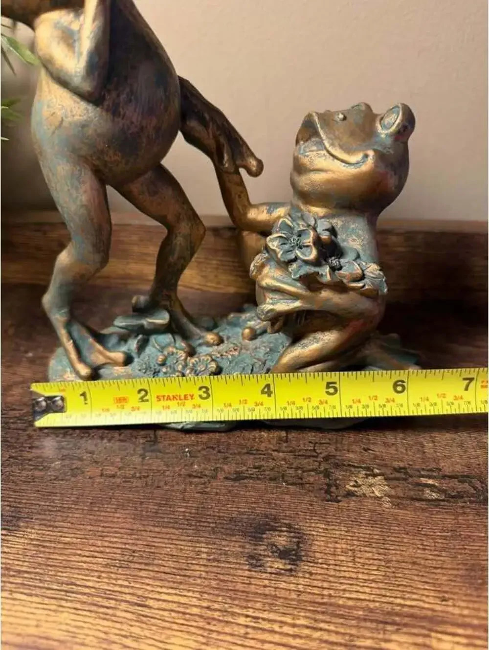 Vintage Style Bronze and Verdigris Frog Couple Figurine